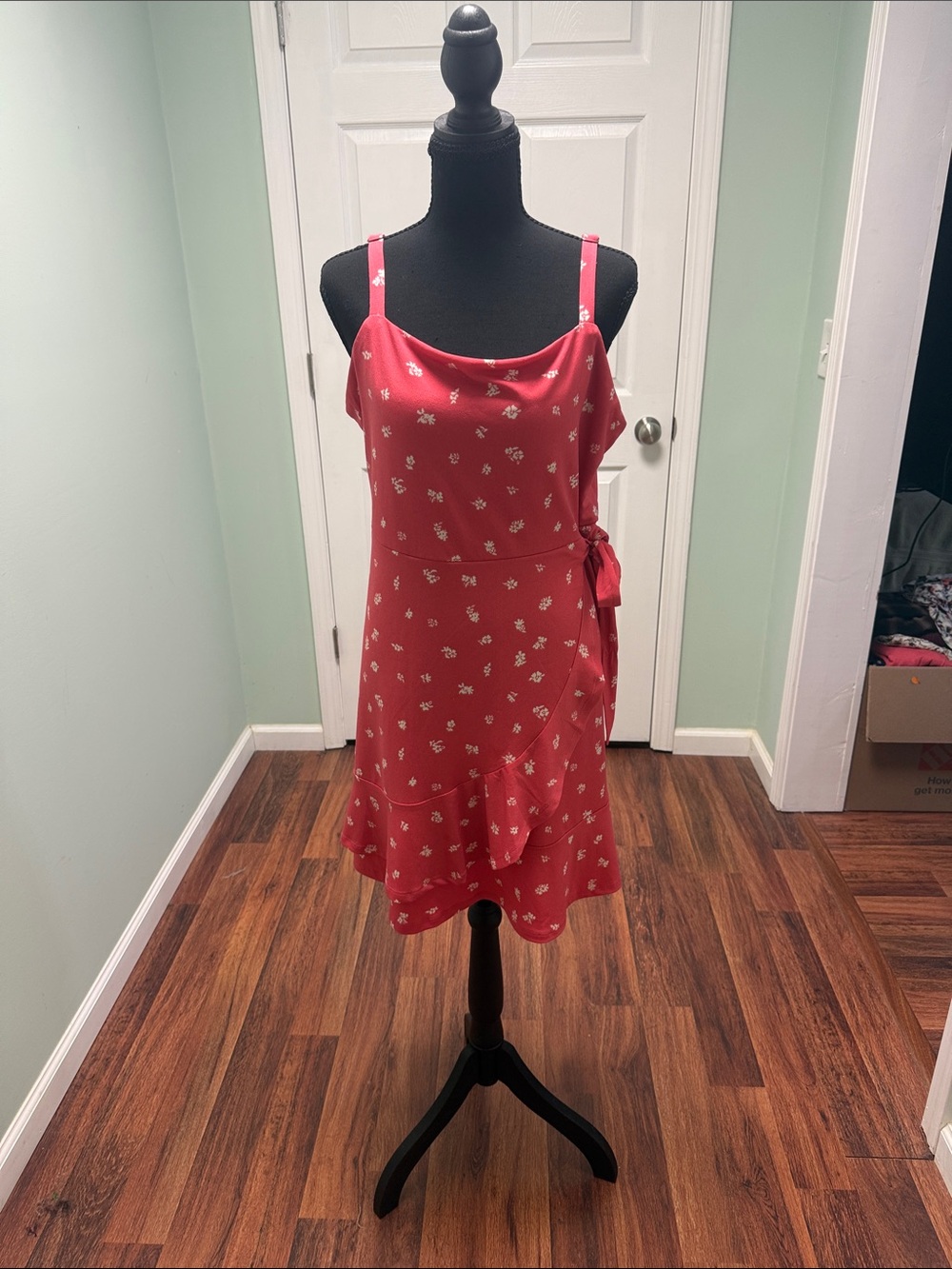 SO Coral-Red Floral Dress with Ruffle Hem